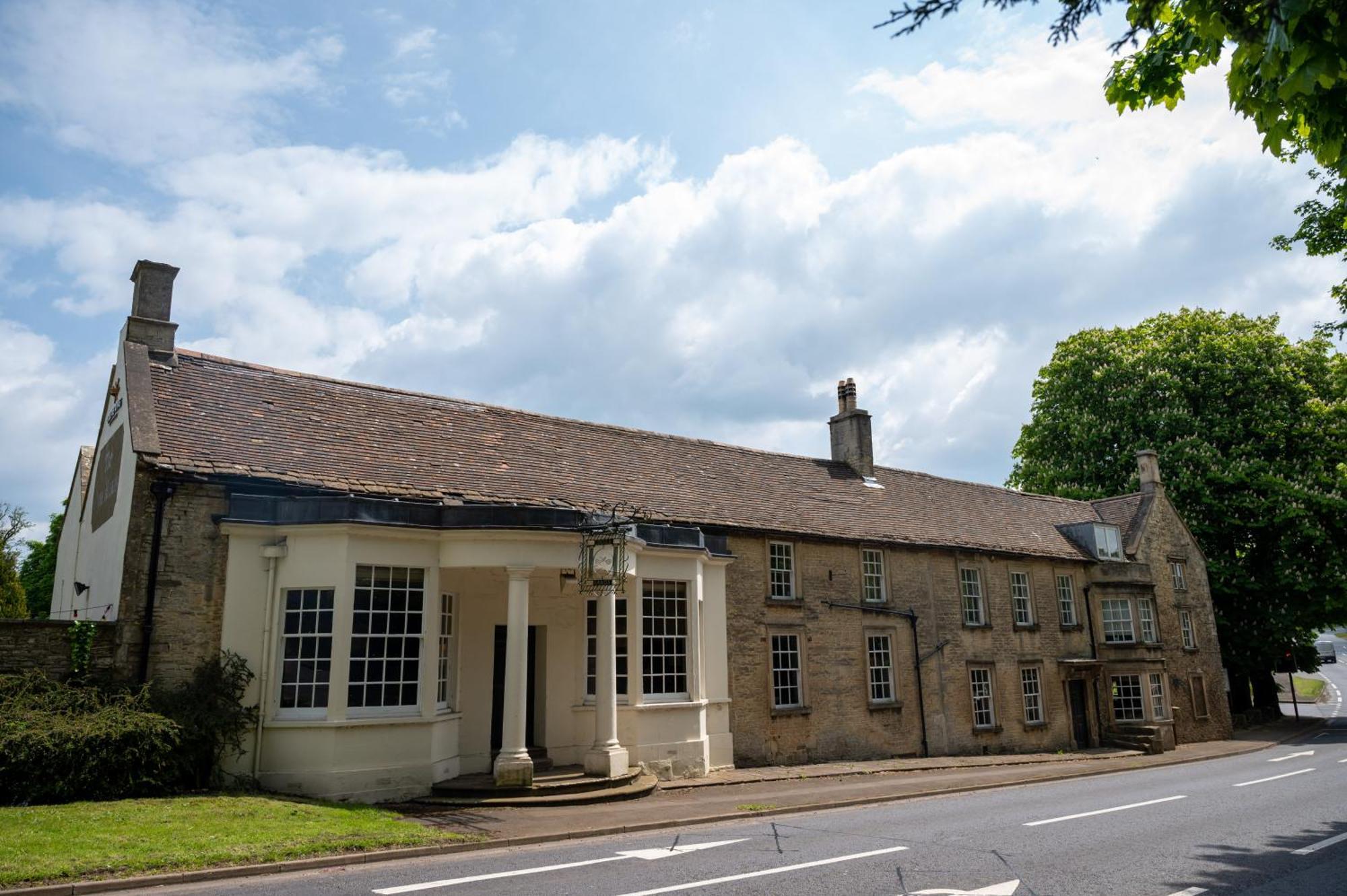 Cross Hands Hotel By Greene King Inns Old Sodbury Экстерьер фото