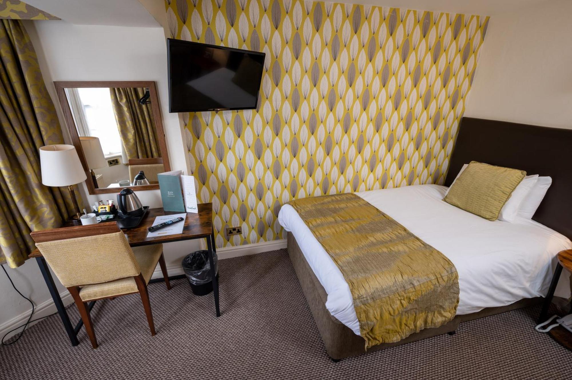 Cross Hands Hotel By Greene King Inns Old Sodbury Экстерьер фото